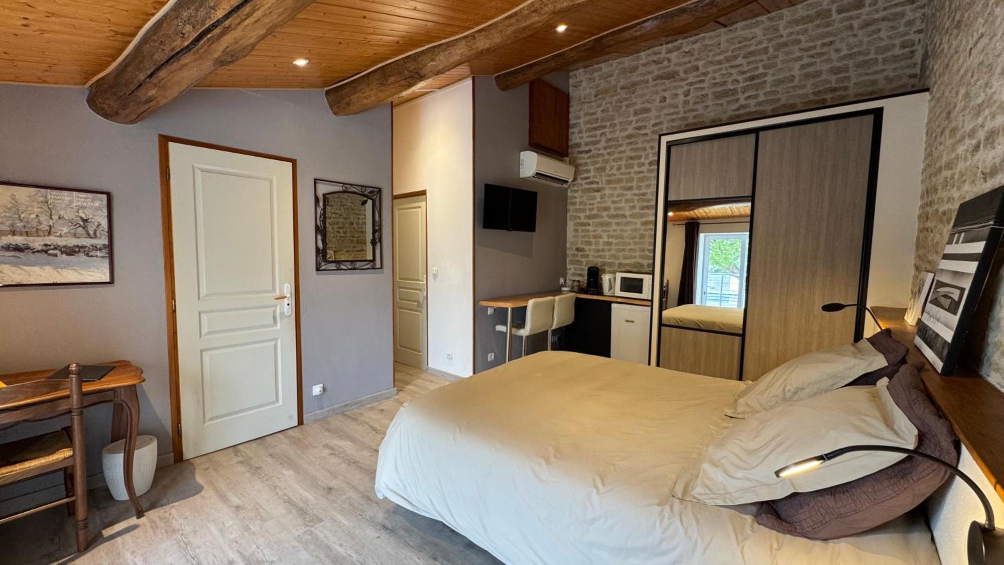 Chambres D'Hotes Les Rozieres Le Bourdet Eksteriør billede